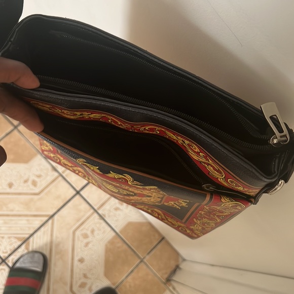 Hand made genuine, leather cross-bag / satchel - Picture 3 of 3